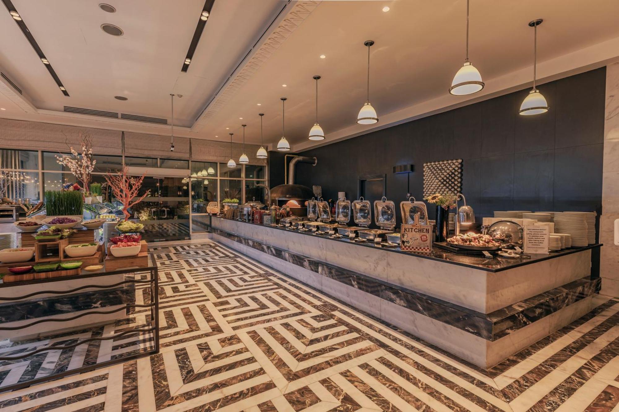 Stella Di Mare Dubai Marina Hotel Exterior foto The buffet at the hotel